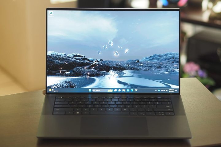 Front view of the Dell XPS 15 9530 showing the display and keyboard deck.