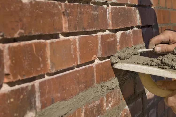 Repointing Brickwork